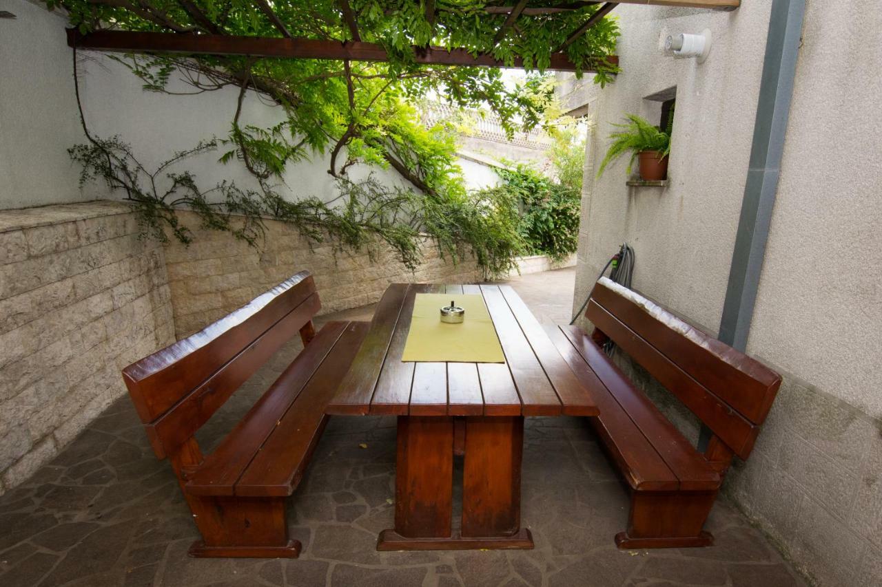Apartment Vida - Amazing Place With Garden And Terrace 里耶卡 外观 照片