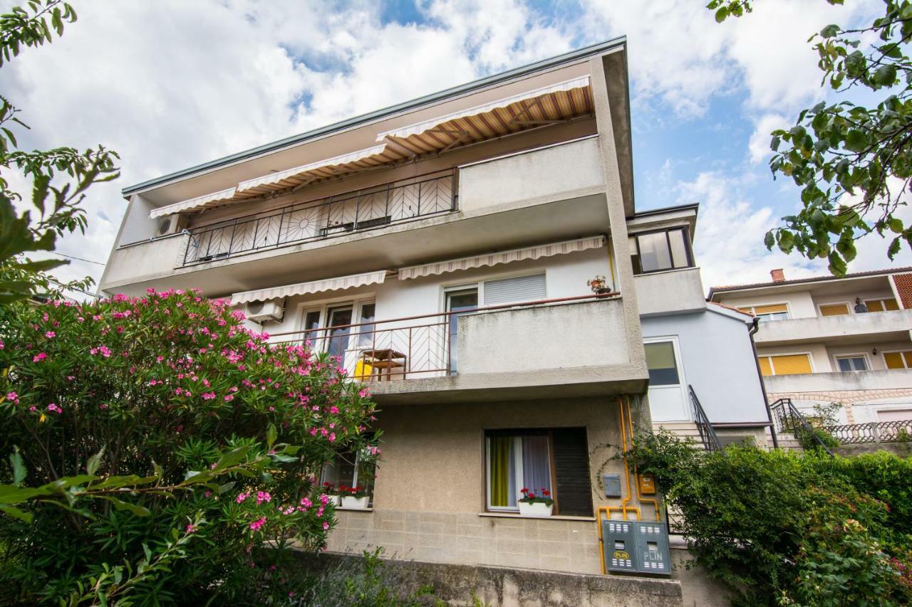 Apartment Vida - Amazing Place With Garden And Terrace 里耶卡 外观 照片